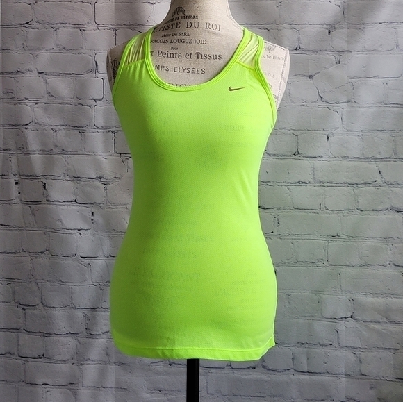 Nike Tank Top - Picture 1 of 7